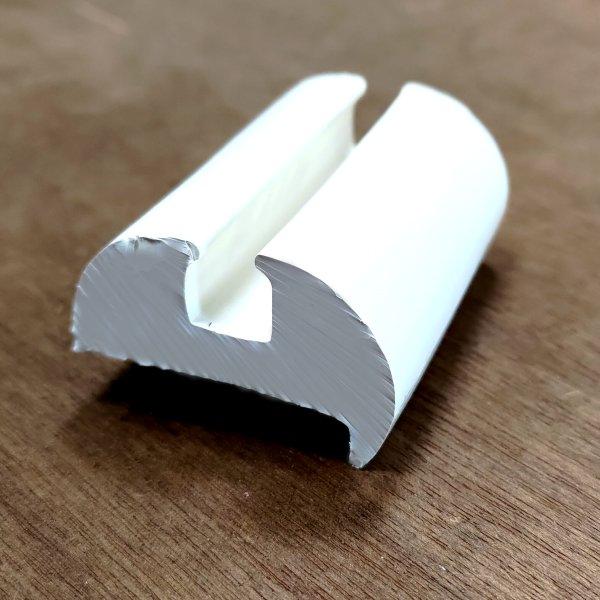 Thumb do produto Vedante Maciço Barcos Friso 26x48mm Branco MGO
